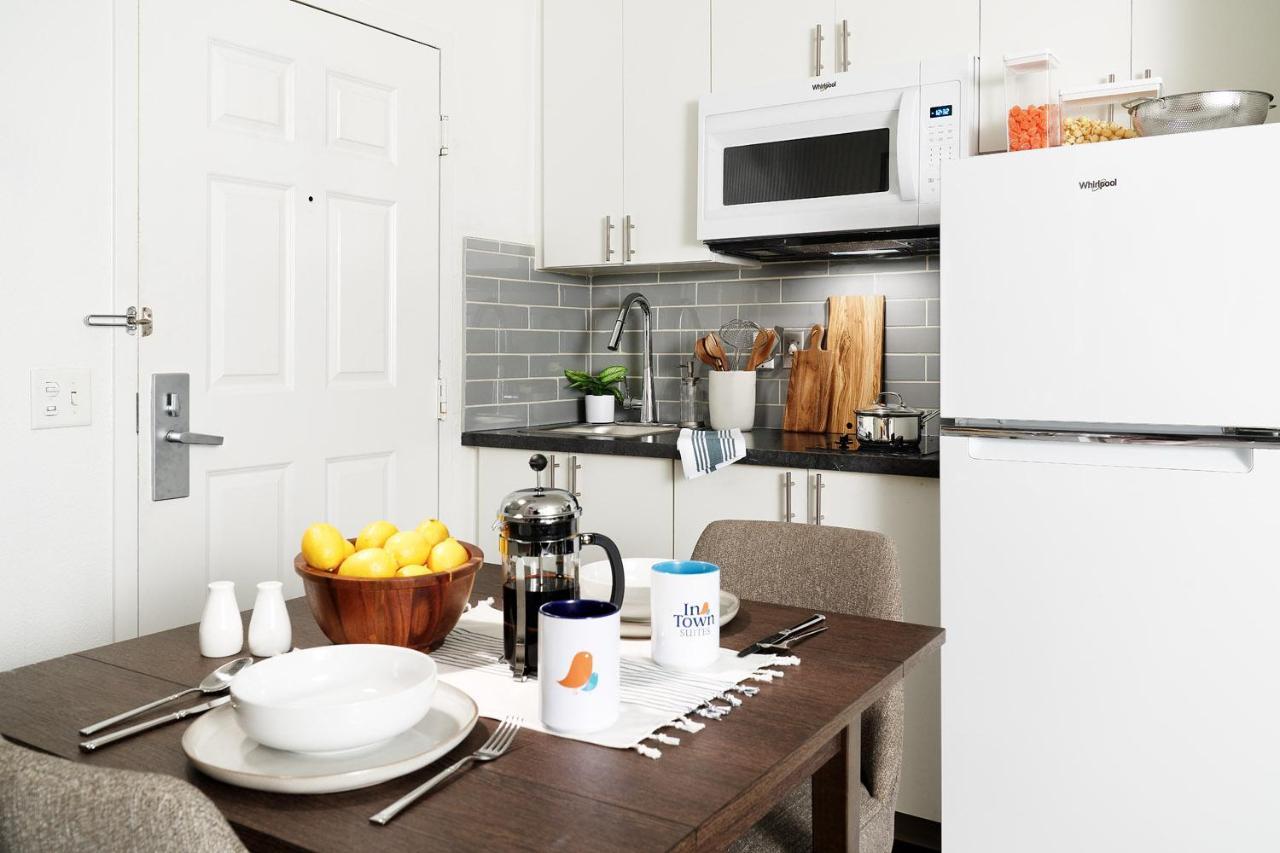 Intown Suites Extended Stay Indianapolis In -College Park Michigan Road Ngoại thất bức ảnh